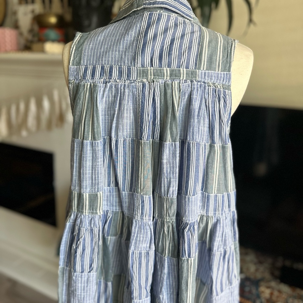 Pilcro Tiered Sleeveless Blouse | SZ XS - Picture 7 of 11